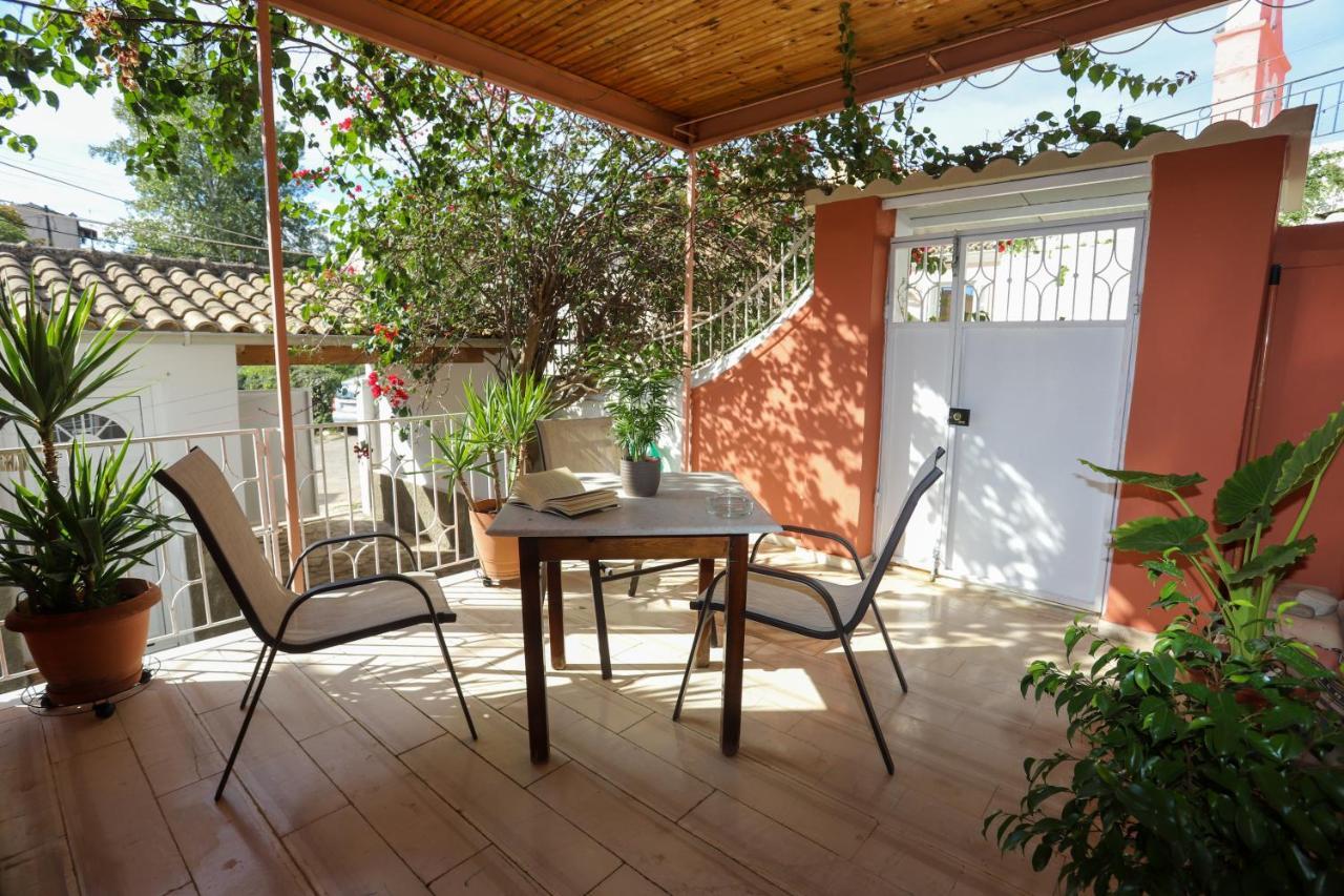 Family House At Corfu Town Apartment Exterior photo